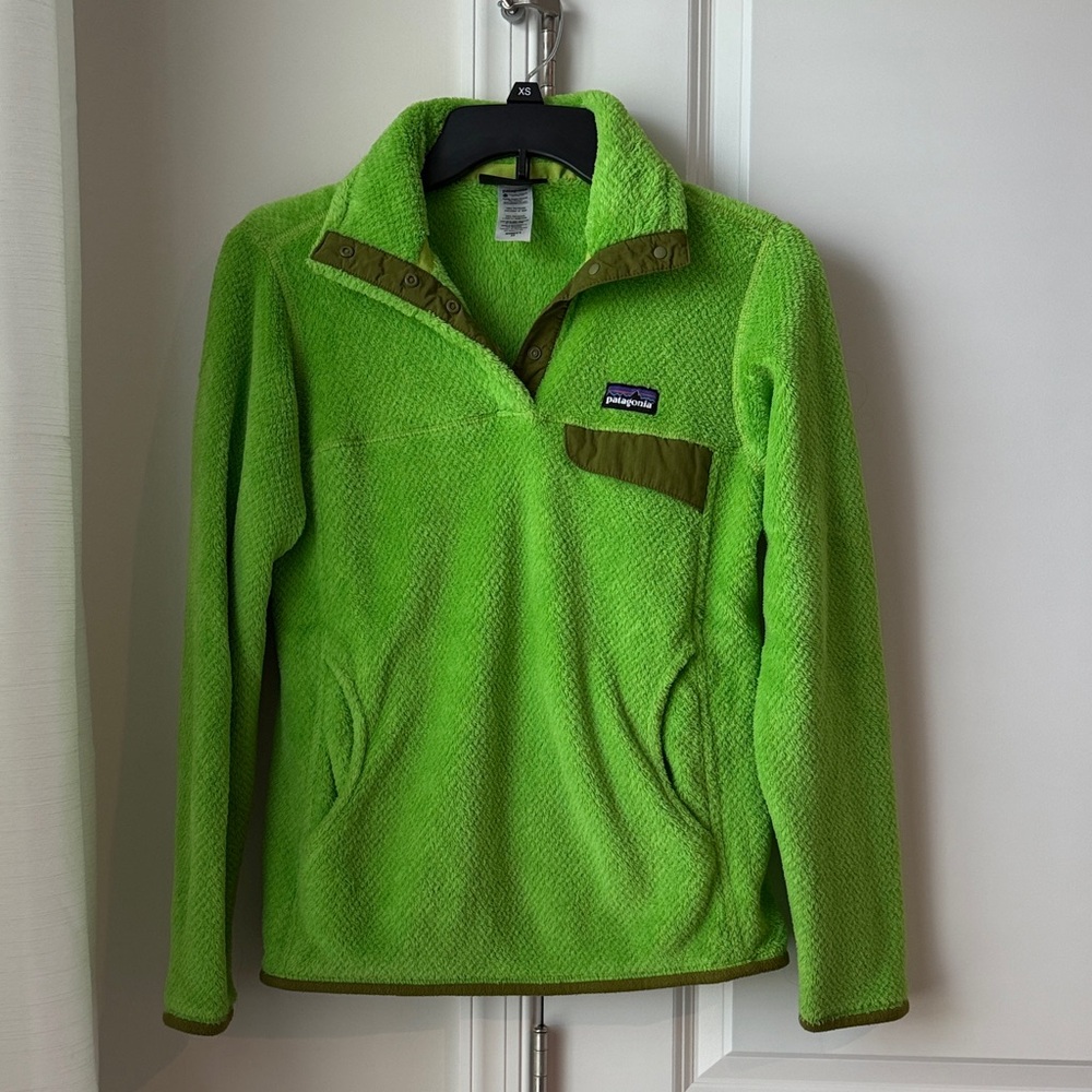 Patagonia Green Quarter-Button Fleece 💚